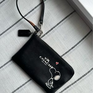 Coach brand Snoopy/Peanuts designed wristlet